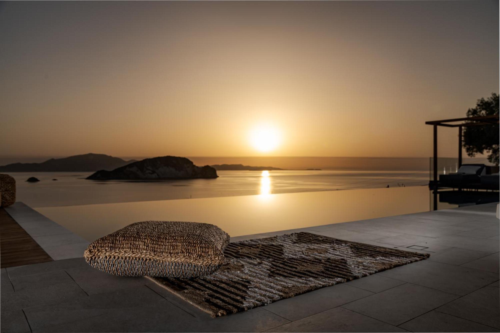 Thesan Villas Marathias  ภายนอก รูปภาพ